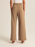 Calça Feminina de Alfaiataria Cintura Alta com Modelagem Wide Leg – Samira
