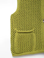 Blusa em Tricô com Decote Canoa Botões Maxi e Bolsos - Ayla
