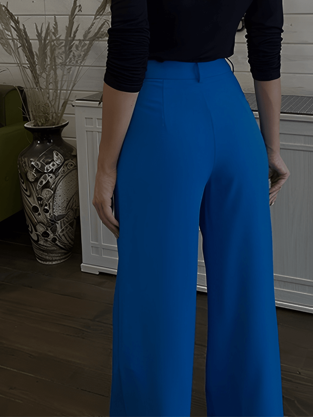 Calça Feminina Wide Leg em Alfaiataria com Cintura Alta e Bolsos – Madison