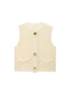 Blusa em Tricô com Decote Canoa Botões Maxi e Bolsos - Ayla