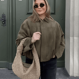 Jaqueta Bomber Oversized em Camurça com Recortes – Ione