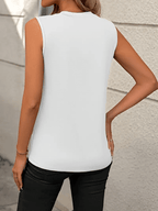 Blusa Feminina Regata com Gola Redonda e Efeito Drapeado – Tuany