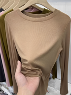 Blusa de Manga Longa Texturizada com Gola Redonda – Izabele