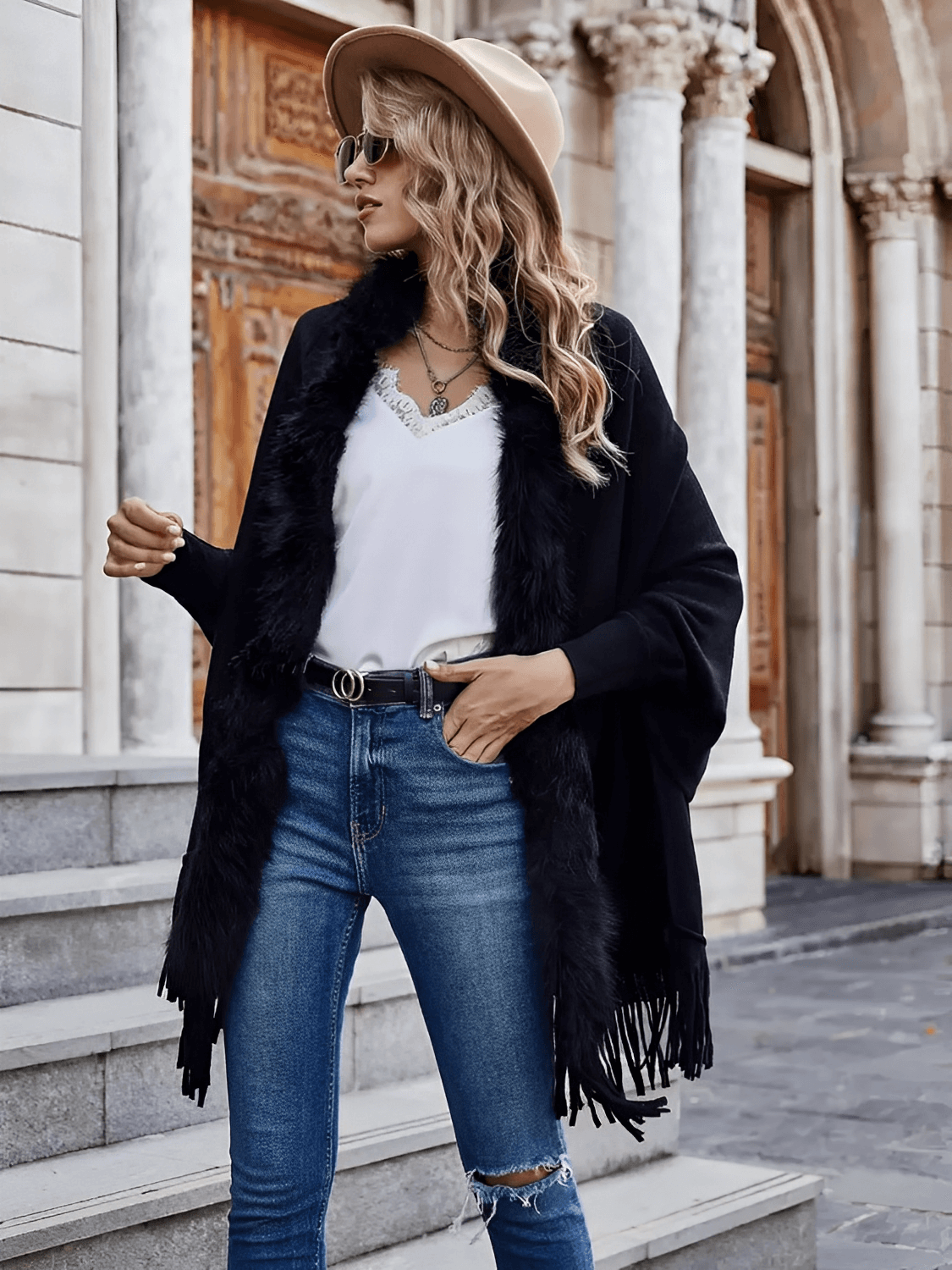 Cardigan de Tricô com Gola Peluciada e Franjas  – Viviane