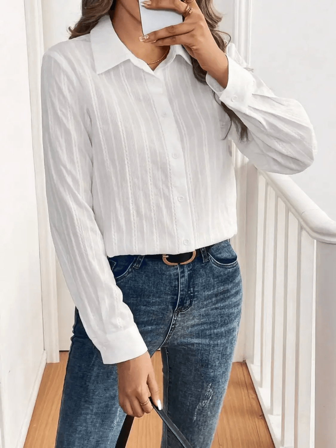 Camisa Texturizada com Listras Verticais e Punhos Estruturados - Karina