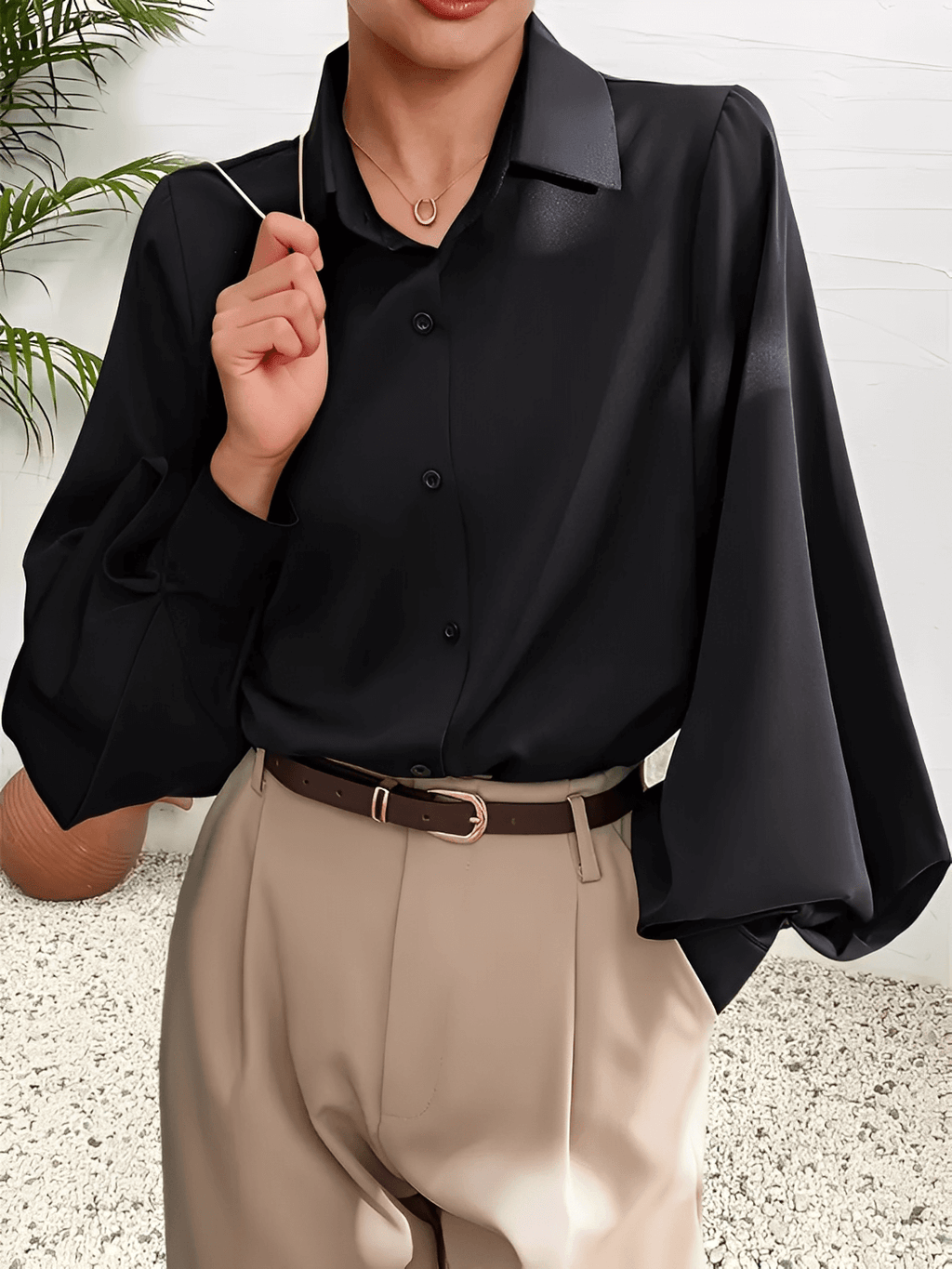 Camisa em Tecido Estruturado com Manga Lanterna e Gola Lapela – Scarllet
