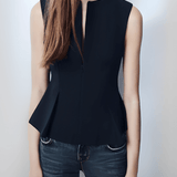 Blusa Feminina Peplum Estruturada com Decote V e Zíper Frontal - Cricia