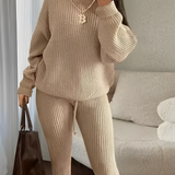 Conjunto de Tricô com Suéter Oversized e Calça Legging Ajustável – Ranya