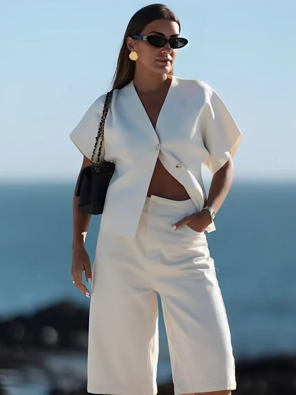Blusa Feminina Alfaiataria com Botões e Decote em V - Hera