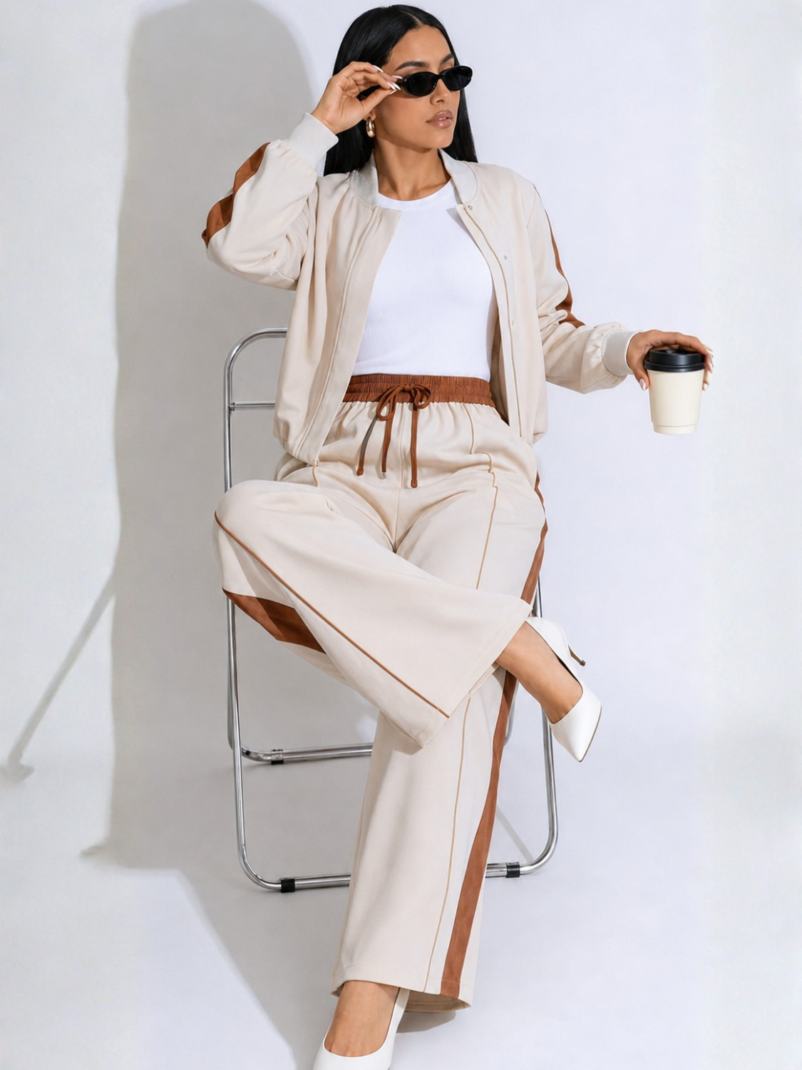 Conjunto Esportivo com Jaqueta Bomber e Calça Wide Leg Ajustável-  Zaia