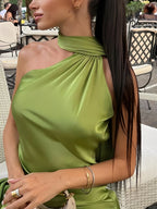 Vestido Longo Acetinado Halter com Capa Lateral e Costas Nuas - Serena [FRETE FULL]