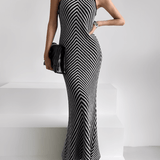 Vestido Midi em Tricô Leve com Listras Zigue-Zague Preto e Branco – Doralice [FRETE FULL]