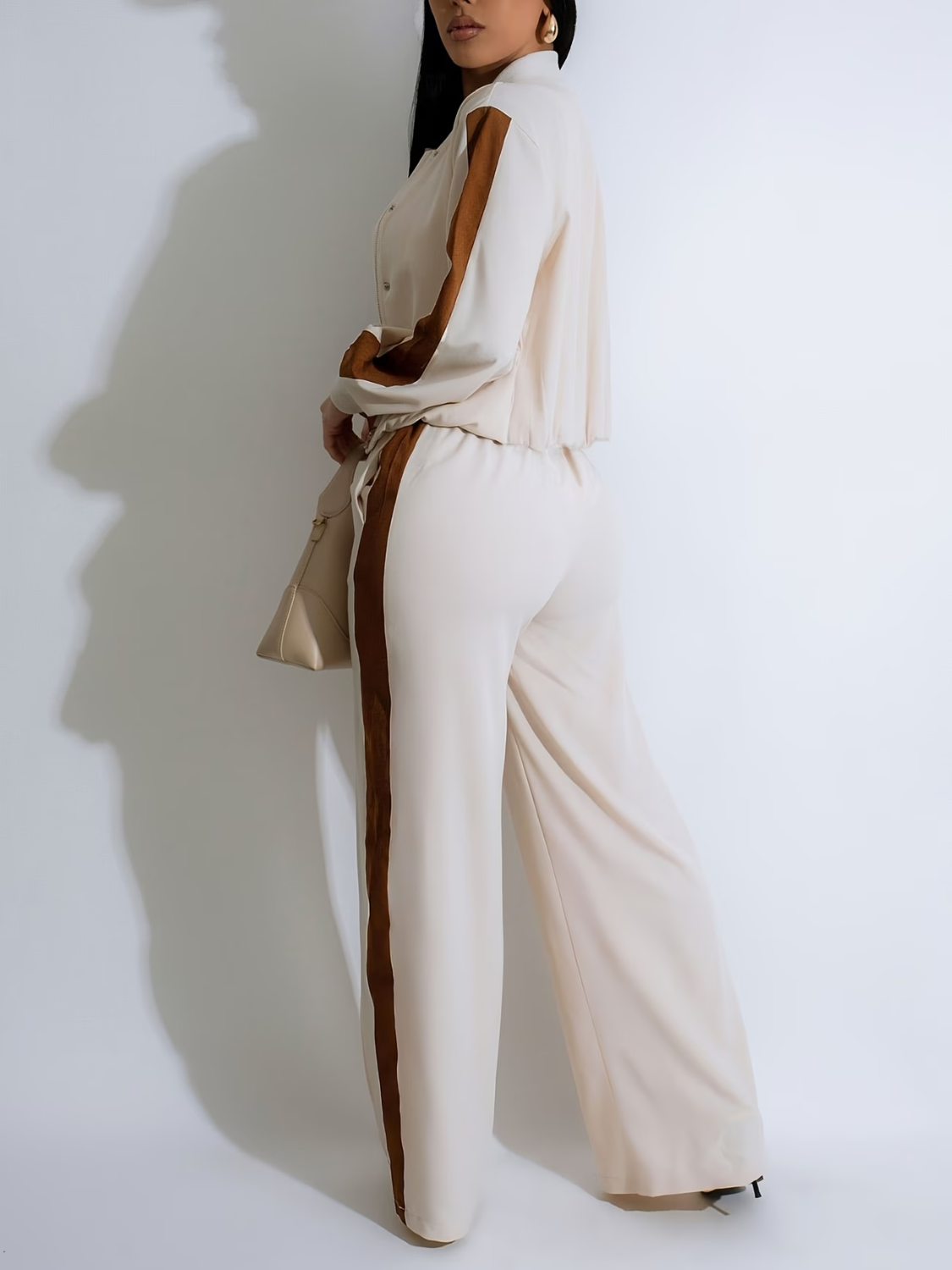 Conjunto Esportivo com Jaqueta Bomber e Calça Wide Leg Ajustável-  Zaia