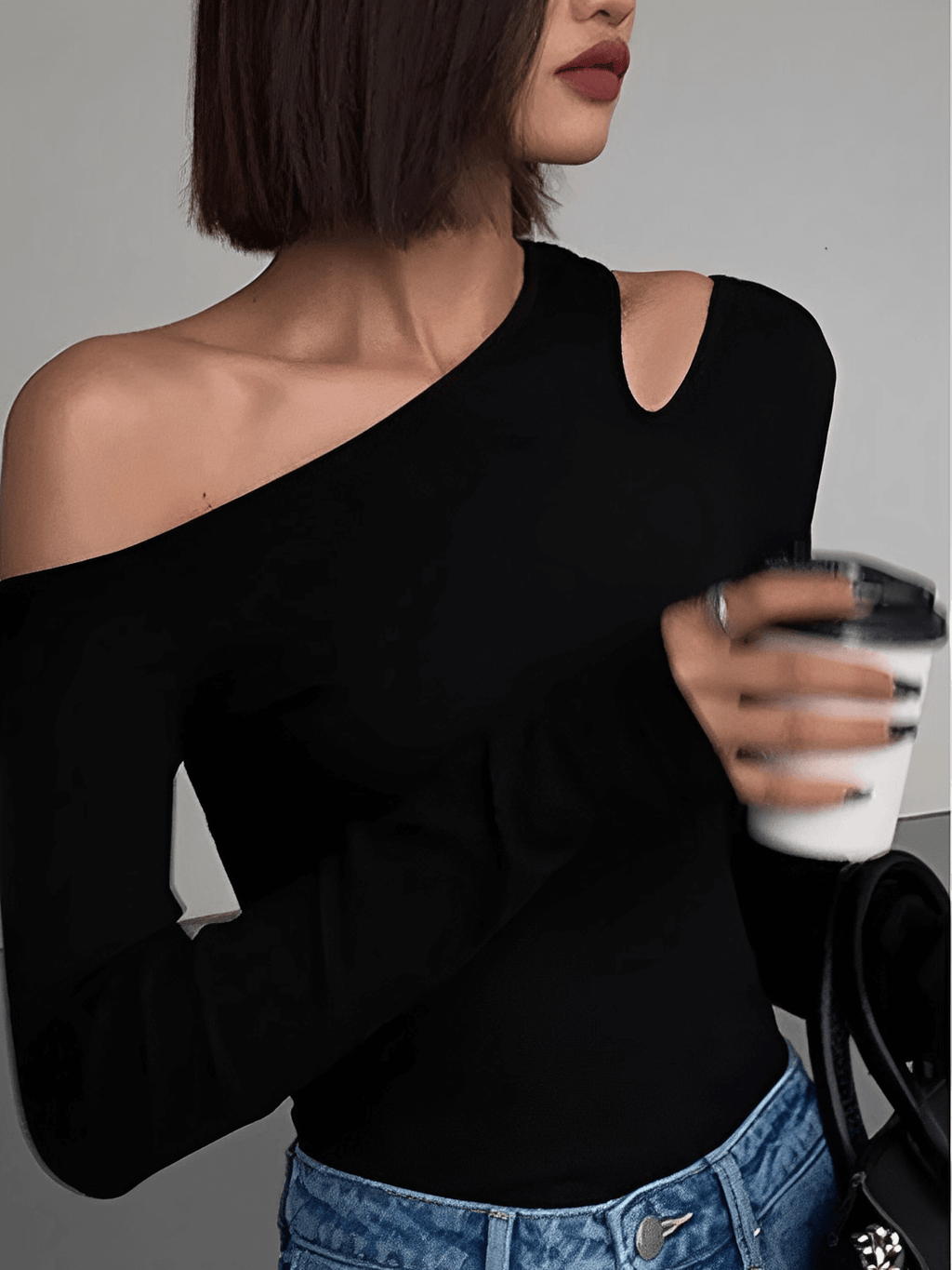Blusa Canelada de Manga Longa Com Decote Assimétrico - Lohany