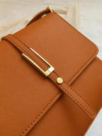 Bolsa Feminina Grande de Ombro com Detalhes Dourados Elegantes - Mary