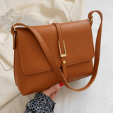Bolsa Feminina Grande de Ombro com Detalhes Dourados Elegantes - Mary
