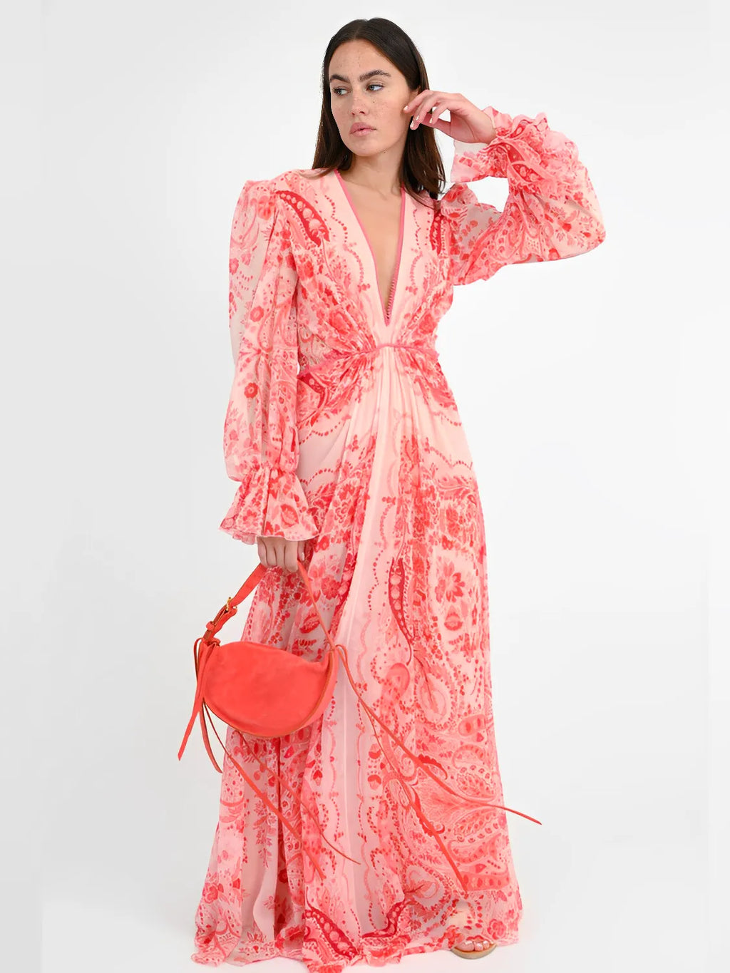 Vestido Longo Estampado Acinturado com Mangas Longas Elegantes – Clarisse