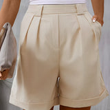Short Feminino Alfaiataria Cintura Alta com Pregas e Bolsos - Betina