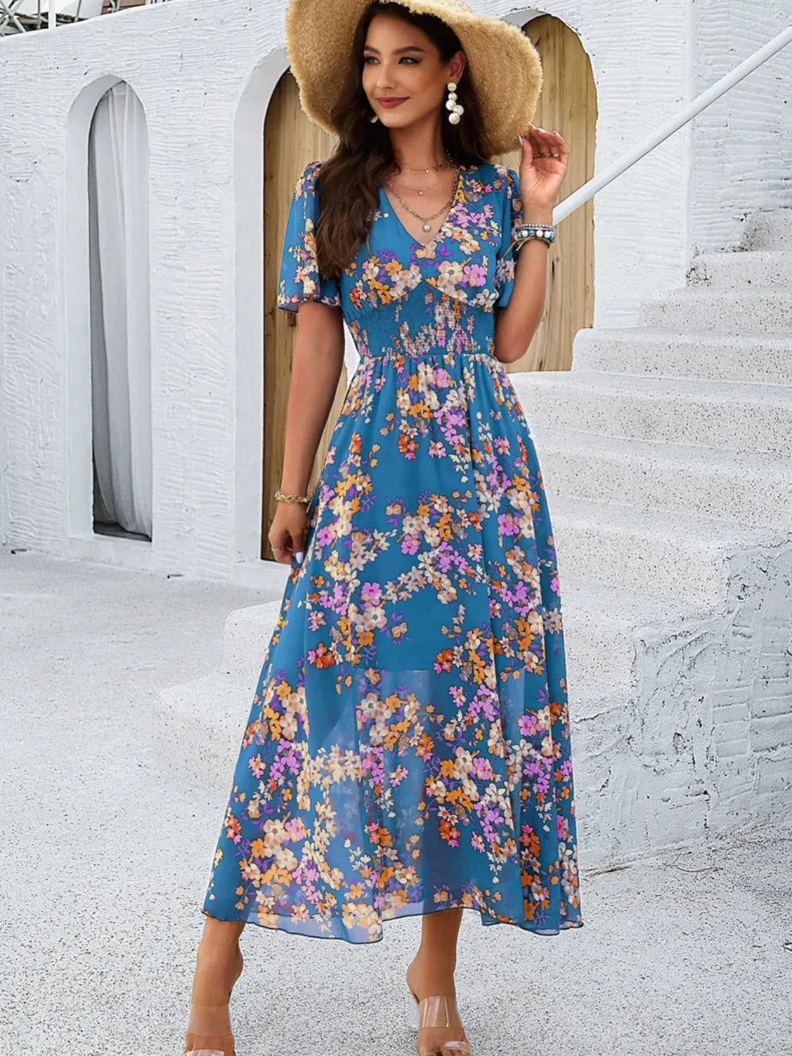 Vestido Midi Floral Fluido com Decote em V e Mangas Curtas – Salma [FRETE FULL]