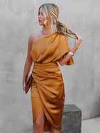 Vestido Midi Acetinado Drapeado Assimétrico Ombro Manga Única  – Núbia [FRETE FULL]