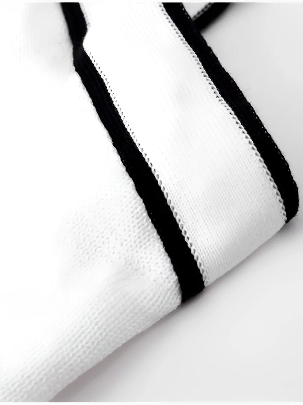 Blusa Tricô com Detalhe Transpassado Frontal Sofisticada – Virginia