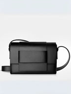 Bolsa Quadrada Couro PU com Alça Transversal e Fecho Magnético - Judy