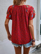 Blusa de Viscose com Mangas Borboleta e Estampa Floral – Tereza